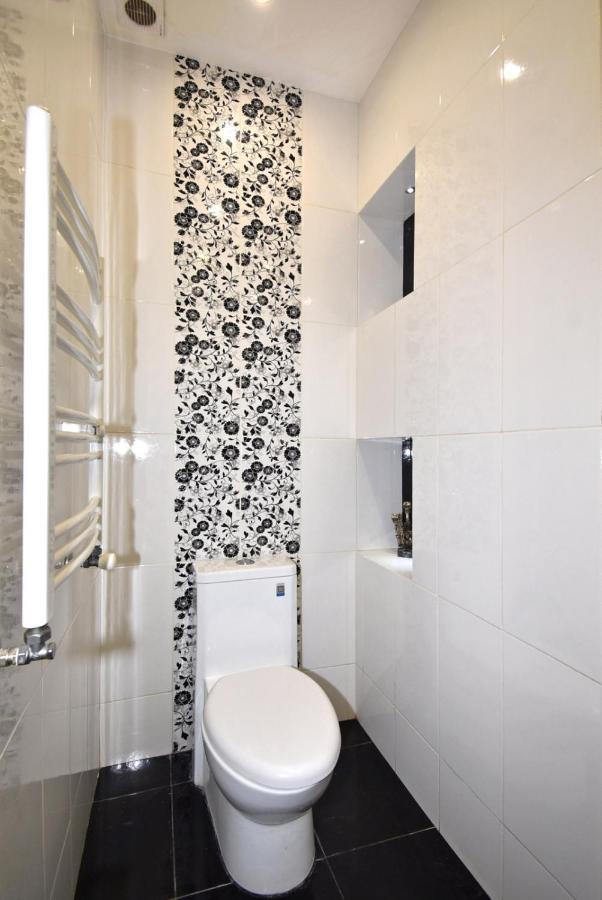 Homestay At City Center Yerevan Exterior photo